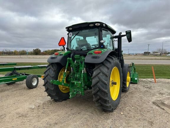 Image of John Deere 6R 165 equipment image 3