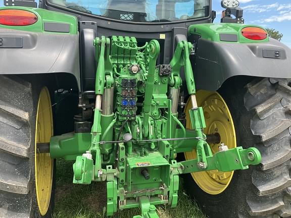 Image of John Deere 6R 165 equipment image 3