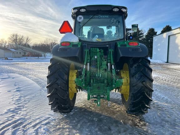 Image of John Deere 6R 165 equipment image 3