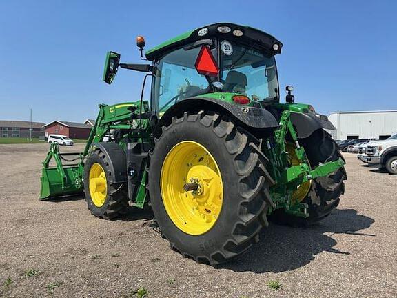 Image of John Deere 6R 165 equipment image 2