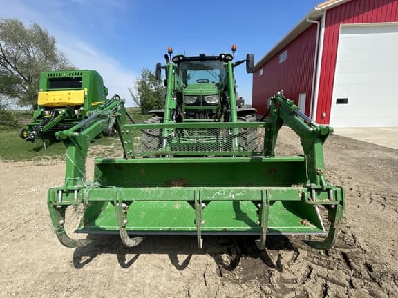 Image of John Deere 6R 165 equipment image 4