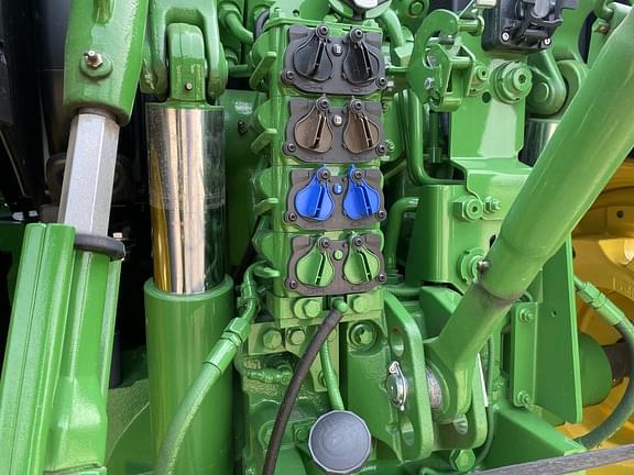 Image of John Deere 6R 165 equipment image 4