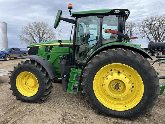 Image of John Deere 6R 165 equipment image 2