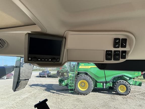 Image of John Deere 6R 165 equipment image 3