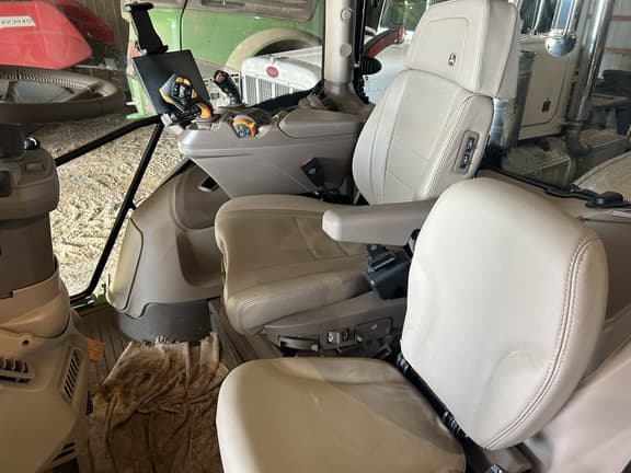 Image of John Deere 6R 165 equipment image 2