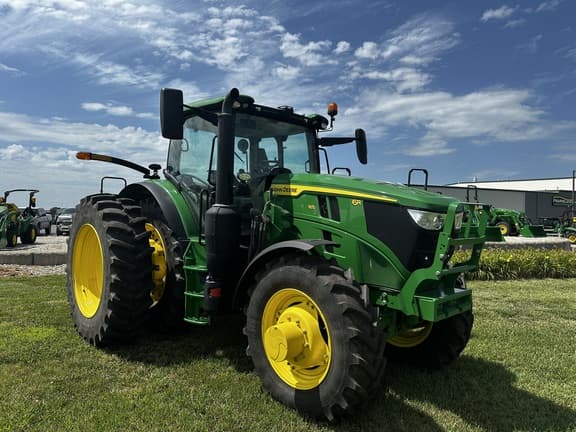 Image of John Deere 6R 165 equipment image 3