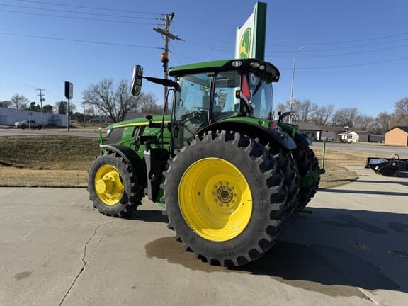 Image of John Deere 6R 165 equipment image 2