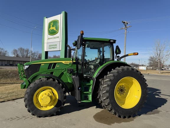 Image of John Deere 6R 165 equipment image 1