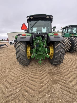 Image of John Deere 6R 165 equipment image 4