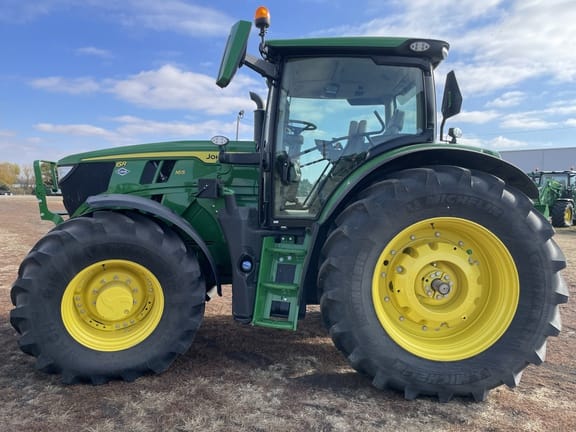 Main image John Deere 6R 165
