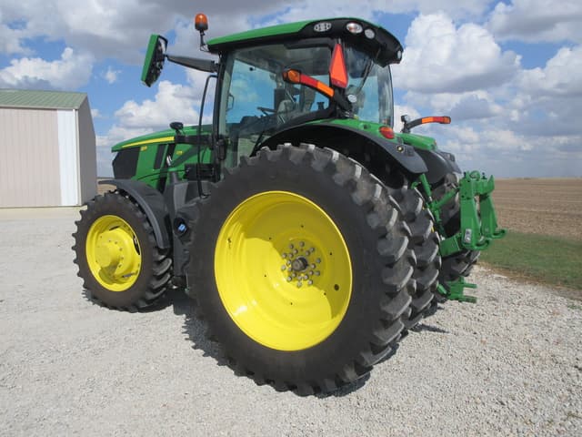 Image of John Deere 6R 175 equipment image 2