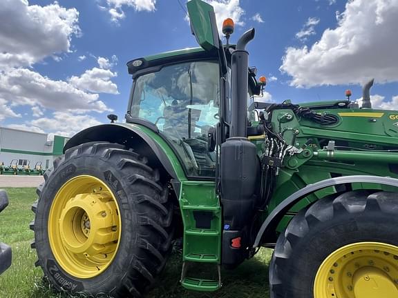 Image of John Deere 6R 175 equipment image 4