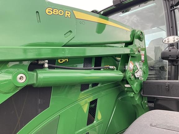 Image of John Deere 6R 175 equipment image 4