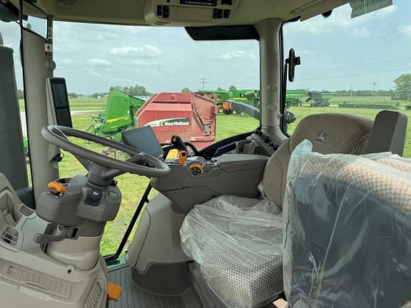 Image of John Deere 6R 175 equipment image 4