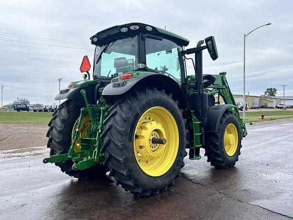 Image of John Deere 6R 175 equipment image 4