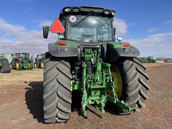 Image of John Deere 6R 175 equipment image 2