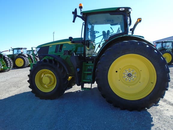 Image of John Deere 6R 175 equipment image 4
