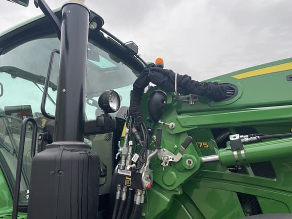 Image of John Deere 6R 175 equipment image 4
