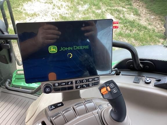 Image of John Deere 6R 175 equipment image 1