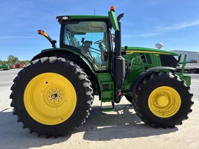 Image of John Deere 6R 175 equipment image 4