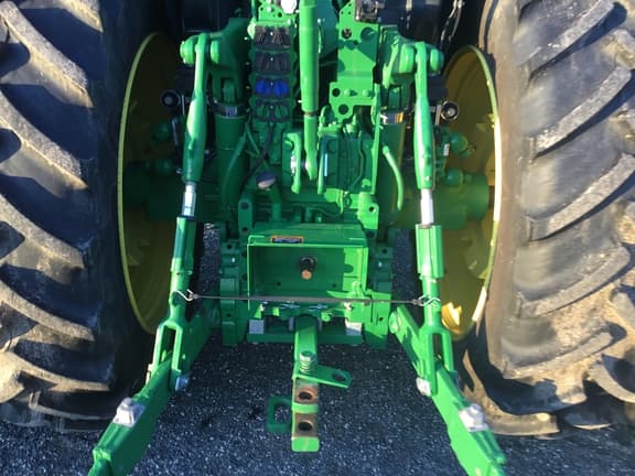 Image of John Deere 6R 175 equipment image 2