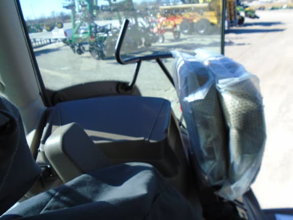 Image of John Deere 6R 175 equipment image 2