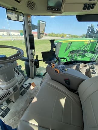 Image of John Deere 6R 175 equipment image 2