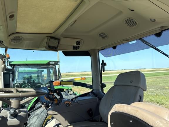 Image of John Deere 6R 175 equipment image 4