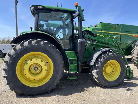 Image of John Deere 6R 175 equipment image 4