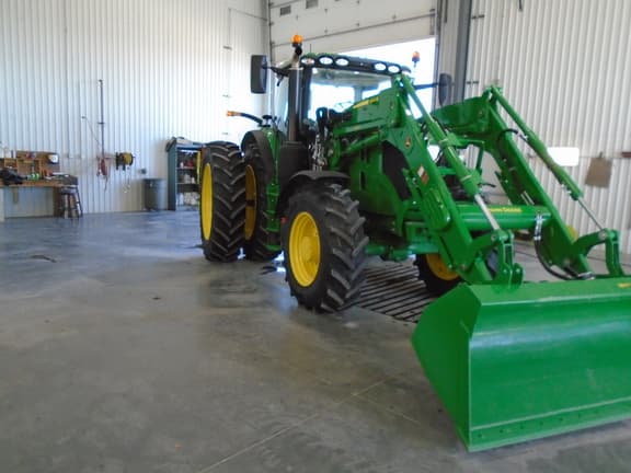 Image of John Deere 6R 175 equipment image 3