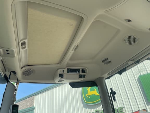 Image of John Deere 6R 175 equipment image 4