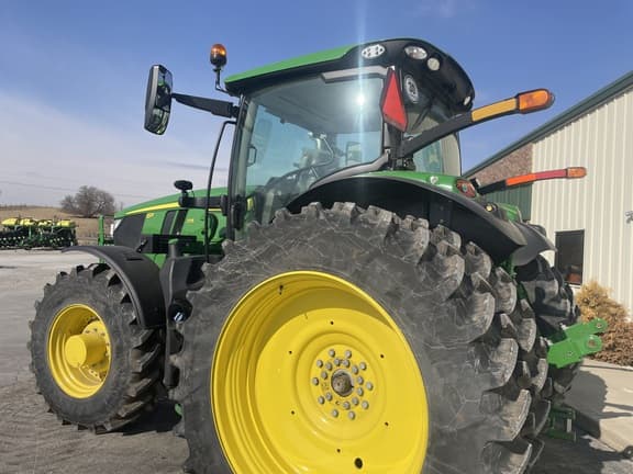 Image of John Deere 6R 175 equipment image 2