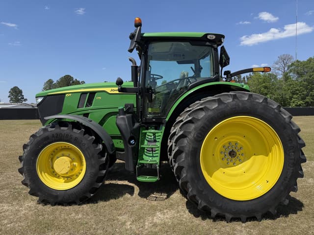 Image of John Deere 6R 175 equipment image 1