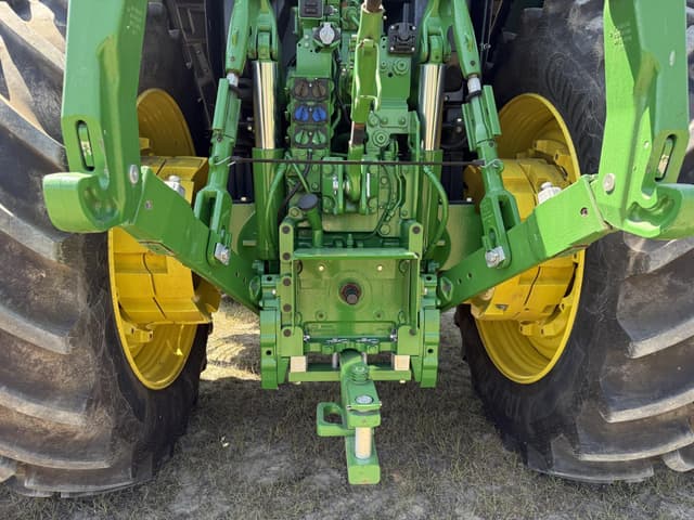 Image of John Deere 6R 175 equipment image 4