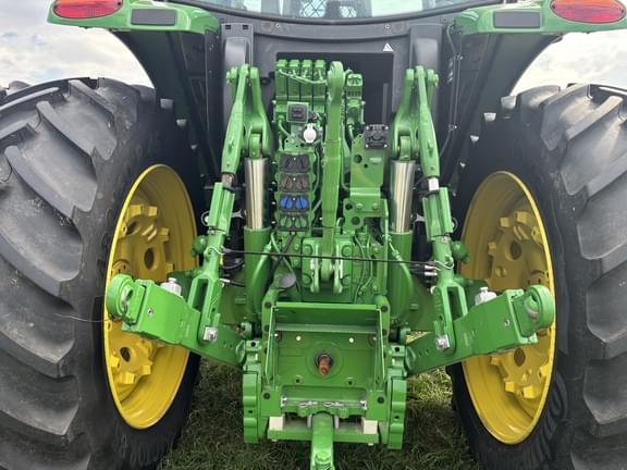 Image of John Deere 6R 175 equipment image 3