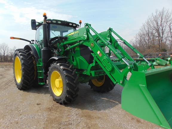 Image of John Deere 6R 175 equipment image 4