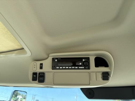 Image of John Deere 6R 175 equipment image 3