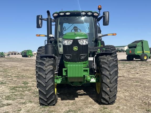 Image of John Deere 6R 195 equipment image 1