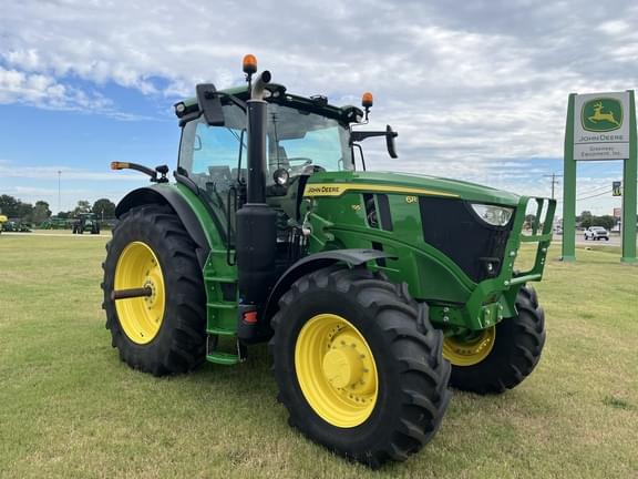 Image of John Deere 6R 195 equipment image 1