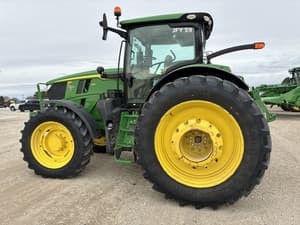 2024 John Deere 6R 195 Image