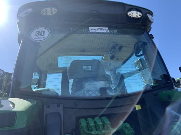 Image of John Deere 6R 195 equipment image 2