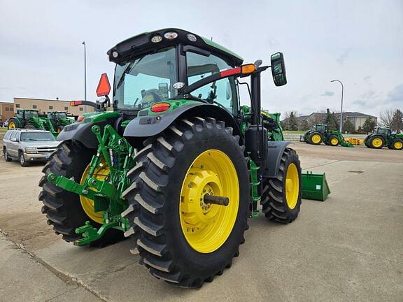Image of John Deere 6R 195 equipment image 4
