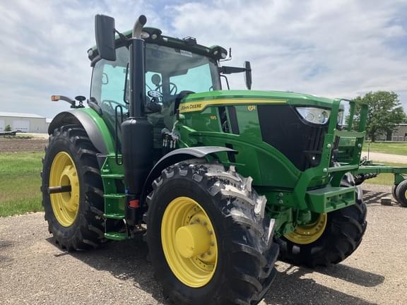 Image of John Deere 6R 195 equipment image 1