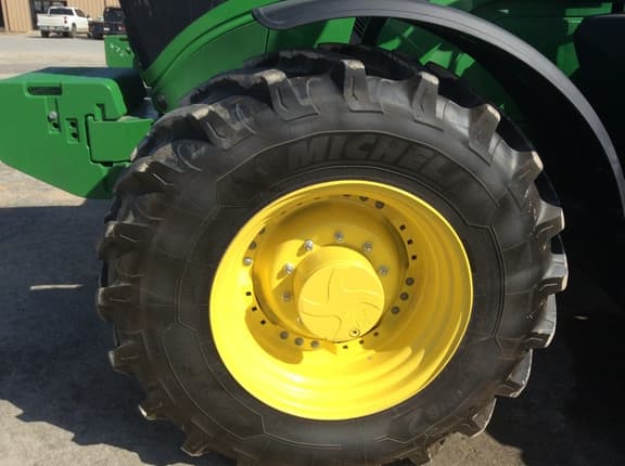 Image of John Deere 6R 195 equipment image 4