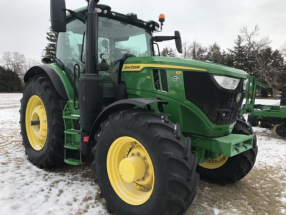 Image of John Deere 6R 195 equipment image 4