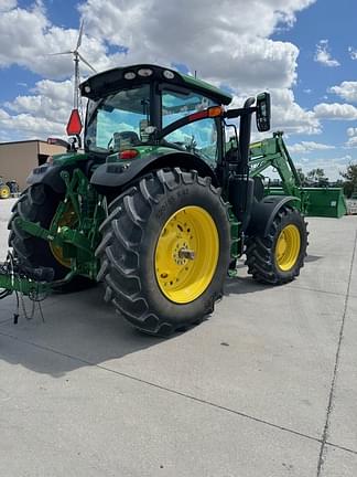 Image of John Deere 6R 195 equipment image 4