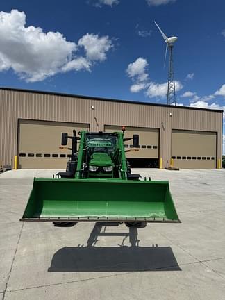 Image of John Deere 6R 195 equipment image 1
