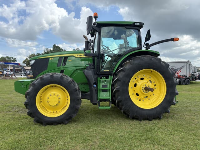 Image of John Deere 6R 195 equipment image 1