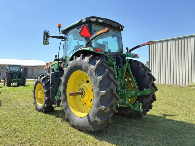 Image of John Deere 6R 195 equipment image 2
