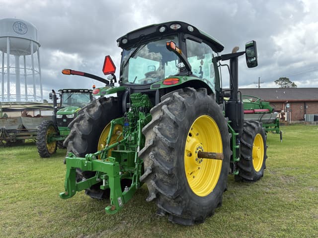 Image of John Deere 6R 195 equipment image 4